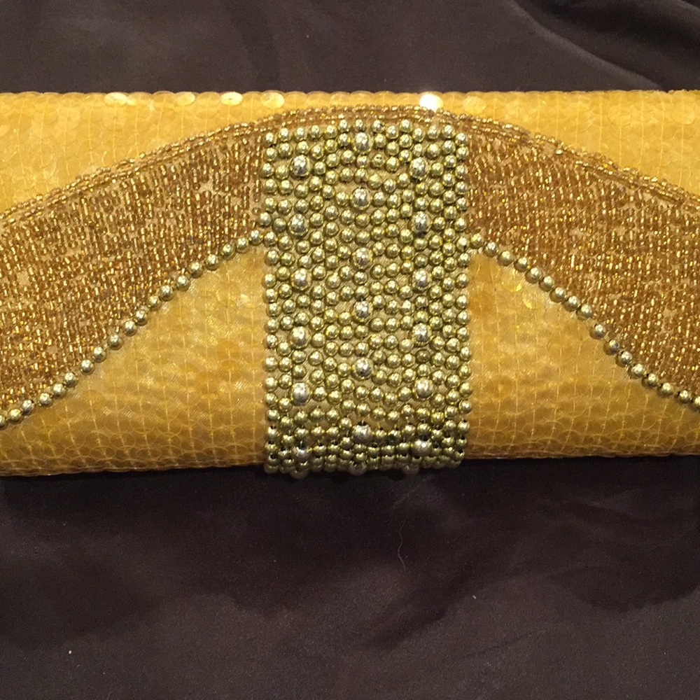 New Gold Beaded/Sequin Evening Bag - Picture 3 of 5